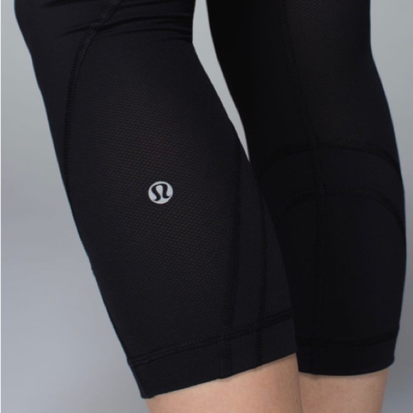 lululemon athletica Pants - Lululemon Run Inspire Crop II Leggings With Pocket Luxtreme